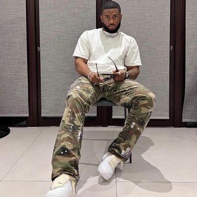 AlmosteB48678's profile picture. 