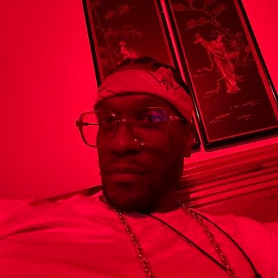🇵🇦#420AirBorne ✈️🚀 Kre8ive Geniu$, Writer, Vibe Kurator $treet Entrepreneur, Philanthropi$t, Kingsmen, TopBoy.