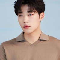 Re (@clbg00) 's Twitter Profile