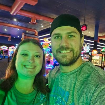 Lindzlou85's profile picture. 