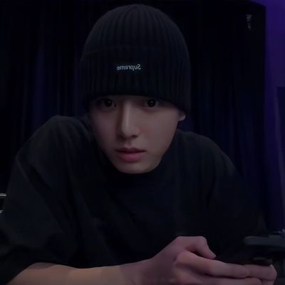 jk_wildflower's profile picture. 