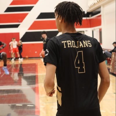 RitjaTjituri's profile picture. 6’2 Guard | CO 26/27 | Edmonton ritjatjituri157@gmail.com