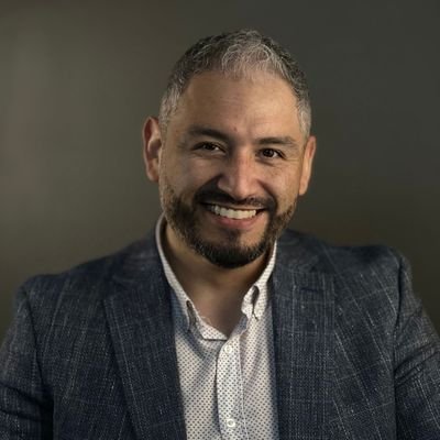 🚀 Secretos de la #Startups aplicados a tu Negocio
🔥 He apoyado +500 empresas
⭐ Te ayudo a despegar tu negocio
💪🏻 Nos metemos al barro contigo