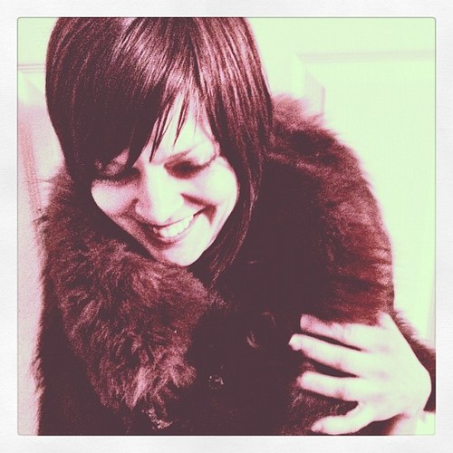 lulaore's profile picture. Product Designer | Outside the product design shop, I dig AI, plants, and surfing