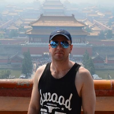 AdrianHavers's profile picture. Proud straight white man. 🦘.