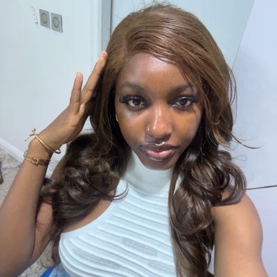 Alis volat propriis🧚. Web3. @monad_xyz enjoyoor . Baddie @berabaddies 🧸