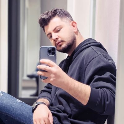 Shahinjam22's profile picture. دلتنگ جهنم‌ُدر آرزوی بهشت