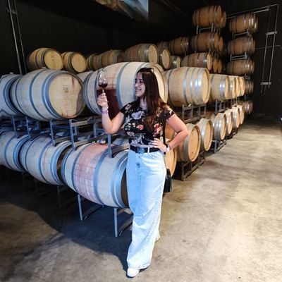 AntoAlc's profile picture. Los gatos me hacen feliz, la gente no tanto.
Fan del vino 🍷 y del penicilin 🥃.
CSIR💙 
@reversive_10  👩🏻‍❤️‍👨🏻