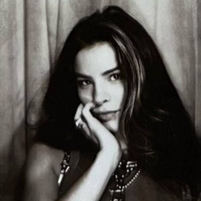 brazilian singer-songwriter-actress / 2x latin grammy nominee / nina 𝄞 @netflix