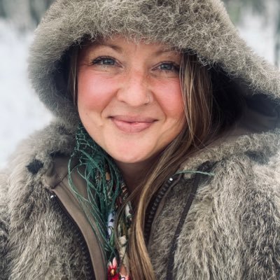 natureizmylover's profile picture. Robin, creator of "Nature is My Lover" | Wild harvesting and handcrafting seasonal small batch herbal remedies. Minnesota