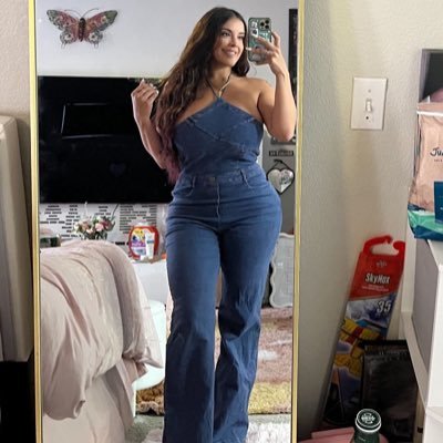 jane71947's profile picture. JUST JANE❤️