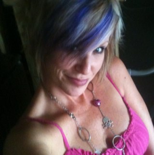 RocktheSmile's profile picture. Artist,Wife,Mother, Happy to be here;-)