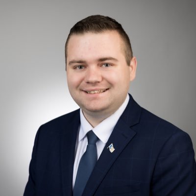 BA @MemorialU PR @UofRegina | Councillor for Ferryland | Views are my own.