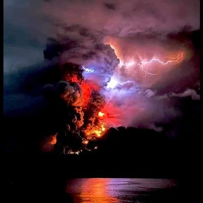 TaraMcChosen's profile picture. Follower of Christ. Wife. Special Needs Mom. Homeschooler. Patriot. MAGA. Drummer. RN. MAHA.