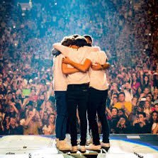 DirectionerH0pe's profile picture. Hello , If you would like to join my Discord link is below!!! (Discord for Directioners)                                   https://t.co/BryJ4rEqjo