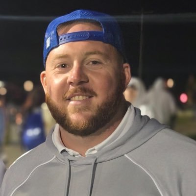 Varsity RB Coach at Adrian High School // ‘To maintain dominance, do not give second chances’ // 29 // IG: TheChrisKnorr