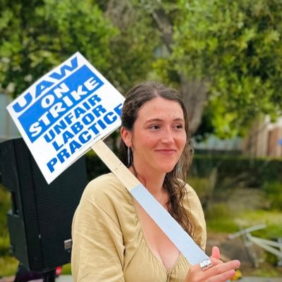 AngelOfHistoree's profile picture. PhD student @ucsbreligion || Gods, too, decompose