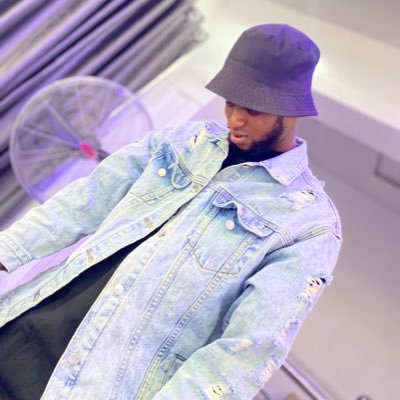 water makes you clean! while money makes you cleaner!!! A Davido’s fan (30BG) #5IVEISCOMING
