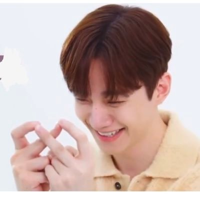 pingping125125's profile picture. 💛Lee Junho💛KTL → 2PM 15th Anniversary Concert (online)で歌って踊るJunhoさんを見て😍→LOTTE, Incheon, Tokyo🐧🔰