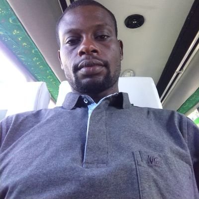 e876a319387f410's profile picture. simple and approachable.