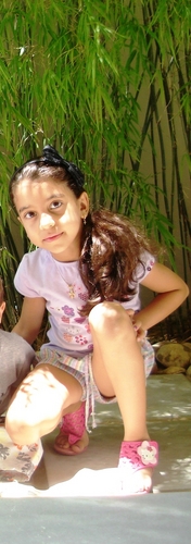 Luiza,amiga,carinhosa,adora Rebeldes,então me segue? (: