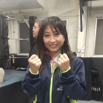 CAP2slnmQt47381's profile picture. 芸人&女子レスラー志真うたさん ・ASHUKA,さん・杏ちゃむさん・KONOHAさ・HARUKAZEさんを応援してます