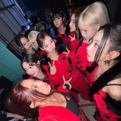 07 쯔위 🐈‍⬛twicelive 4/24 10/10 12/28 7/13.14🎀