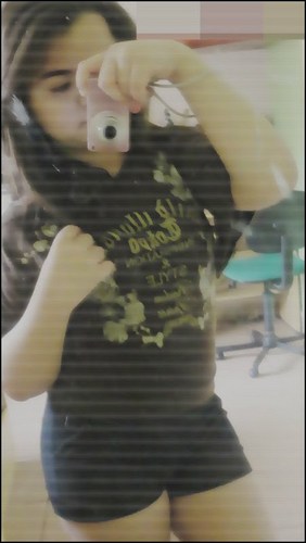 (...) Sonhar, e não desistir, cair e ficar de pé, dar valor depois que passou,
é duvidar da sua fé, eu vejo a vida tem vários caminhos, e entre eles o destino♫