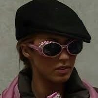 lesbiantips01's profile picture. 🌈 .