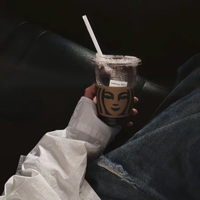 huan63183's profile picture. 