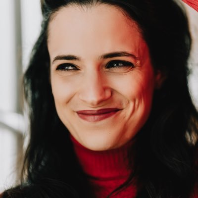 🎭 Soprano 📍Next: @carnegiehall with Chamber Orchestra of New York🎙Recorded for @Disney 🎶 Creator of the Musical Solidarity Project