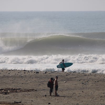 JDzihu's profile picture. Happy Surfer