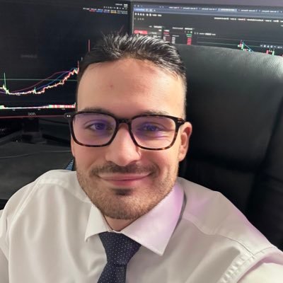 Membre CNCEF 👨⚖️ || Certifié AMF 📝 || Fondateur « The ELITE Club » (+400 membres). CGP pro et Trader Amateur 📈 || +50K tiktok