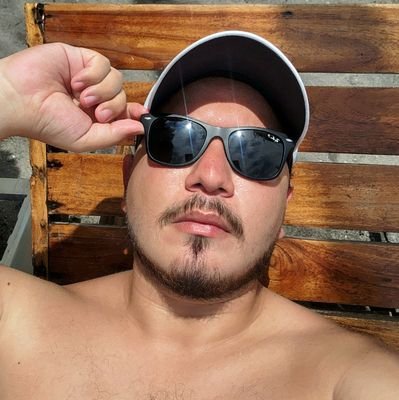 is_fermen's profile picture. Publicist 😎 | Graphic Designer 💻 | Photographer 📷 | Feet 👣 | Beach Lover 🌴 | In love ❤️