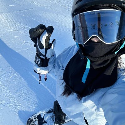 LeeAnne_7a's profile picture. No matter how difficult it is, stick to your choice.🌈