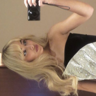 nfrstdy's profile picture. 18 | study and archive