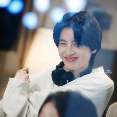 Mwae3362's profile picture. 