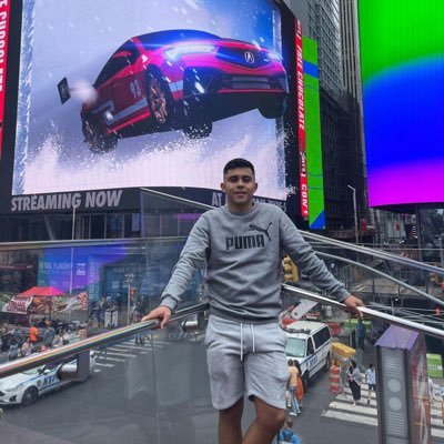 Villatoro1619's profile picture. 