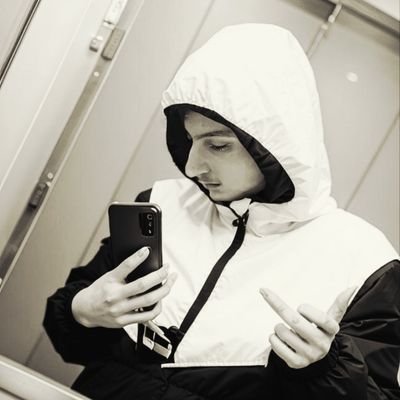 FRAYERG4B0S's profile picture. FREELANCER @twitch & @discord STAFF FOR @KingHaix

https://t.co/Nt5TXljXhF

Fan of  @g2esports , @ence