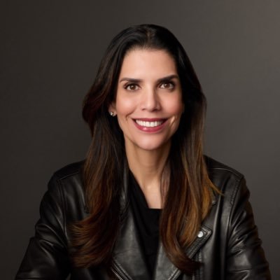 Chief Design Officer at Capital One | Mr. Cooper and BayBrazil Board; Board Advisor at Loft. (she/her) Tweets reflect my own opinions. 🇧🇷 🇺🇸