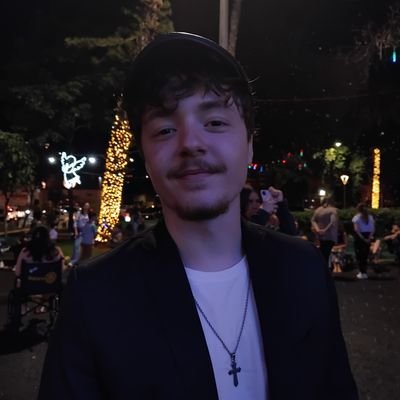 abn2k4's profile picture. Uberlandense, meliponicultor, bolólogo em formação na ufu, comento de valorant às vezes