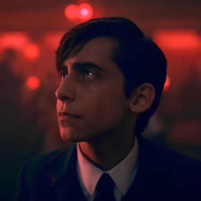 psychofantasist's profile picture. #FIVE: emotional support, like a schnauzer? | multi-stan