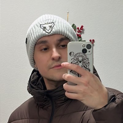 Adrii__17_ Profile Picture