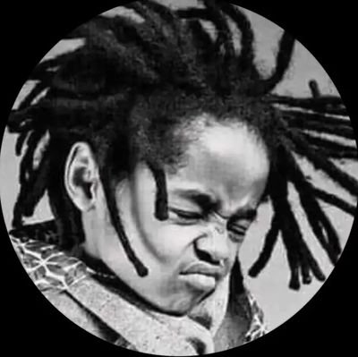 Sanarois👨🎓
''Plume maïeutique aux vers idylliques'' Mass'Art✍🏿
#Chelsea♥️
https://t.co/VZiRMxefoP
https://w