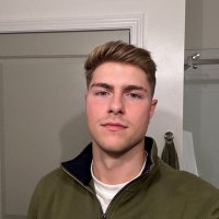 6’2” gas station boner pill 💊 (@fourlokokingg) 's Twitter Profile