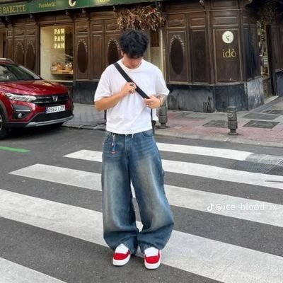 eeeeeee361901's profile picture. 