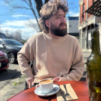 Músico, periodista, fotógrafo.
Yo en Australia, mi cora en Uruguay.