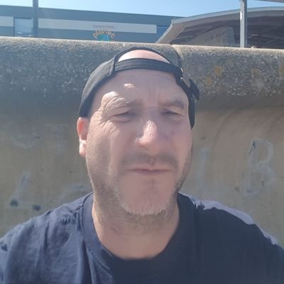 carlheather's profile picture. 