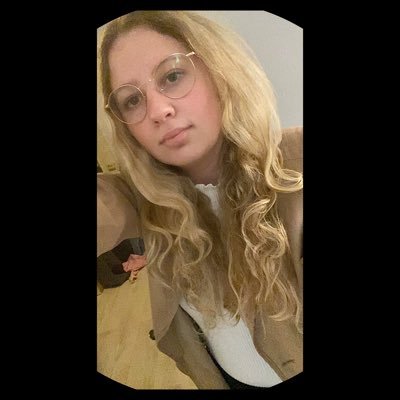 Gwendolyn__x's profile picture. 