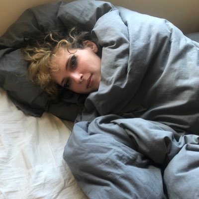 smallermasha's profile picture. rahhhhhh